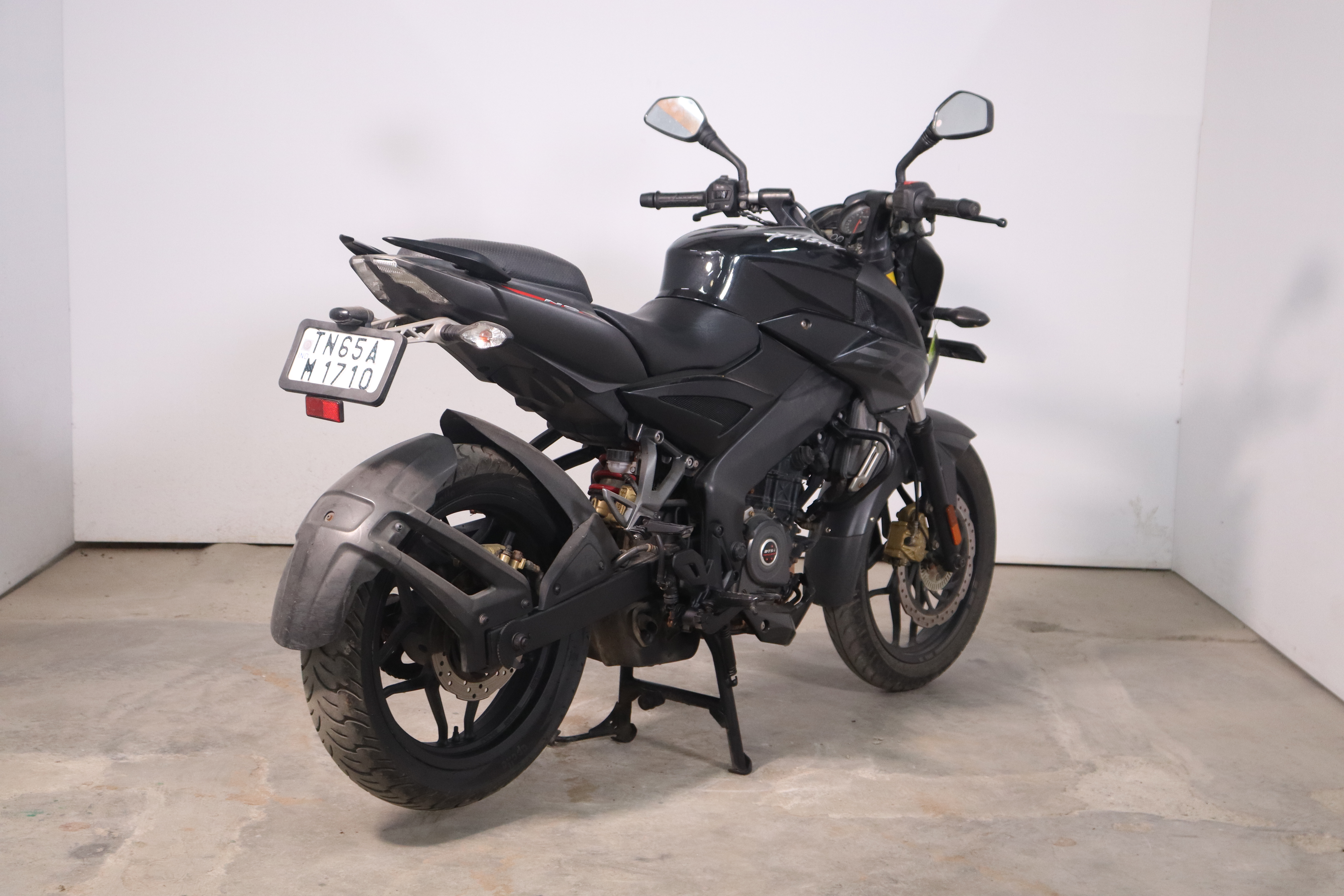 Bajaj Pulsar NS 200