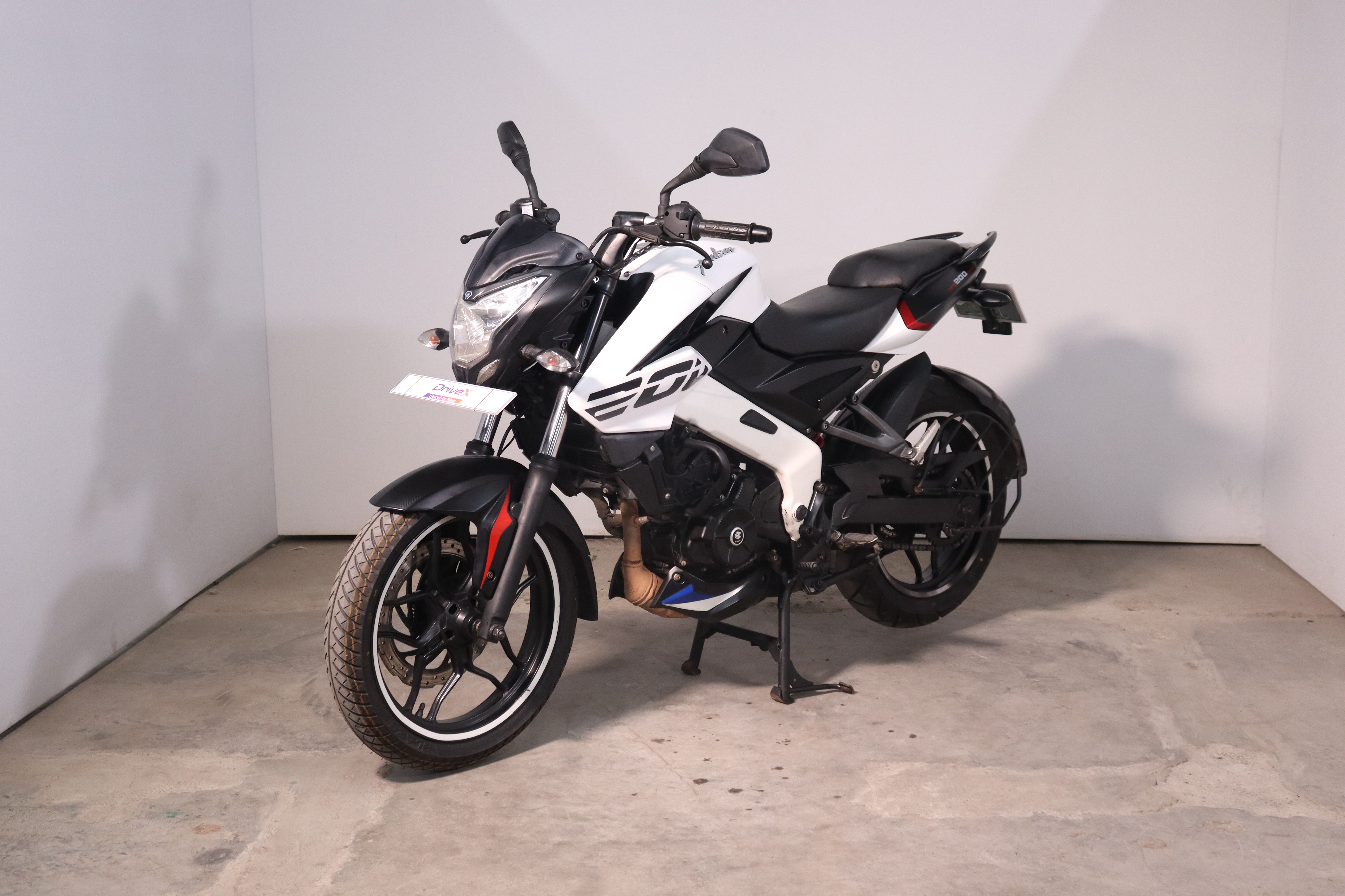 Bajaj Pulsar NS 200