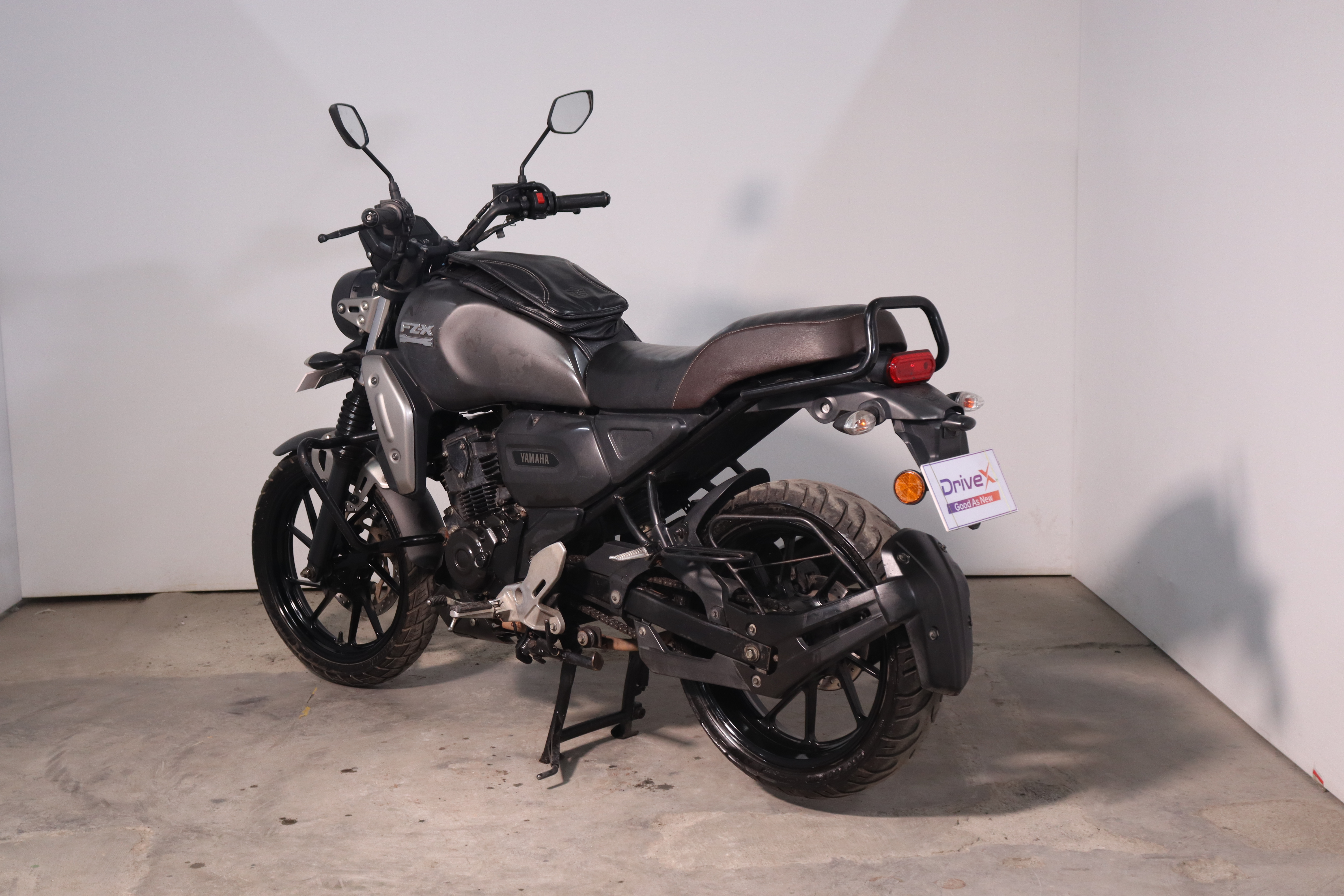 Yamaha FZ25