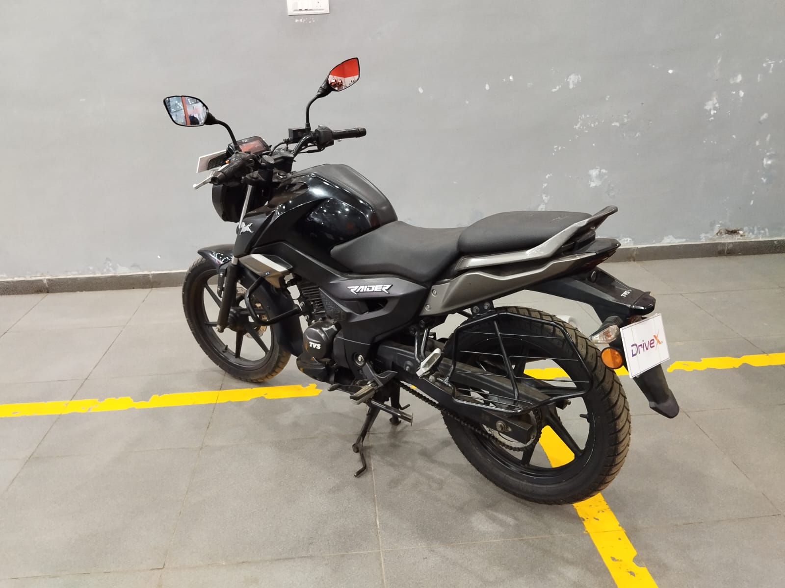 TVS Raider 125 SmartXonnect