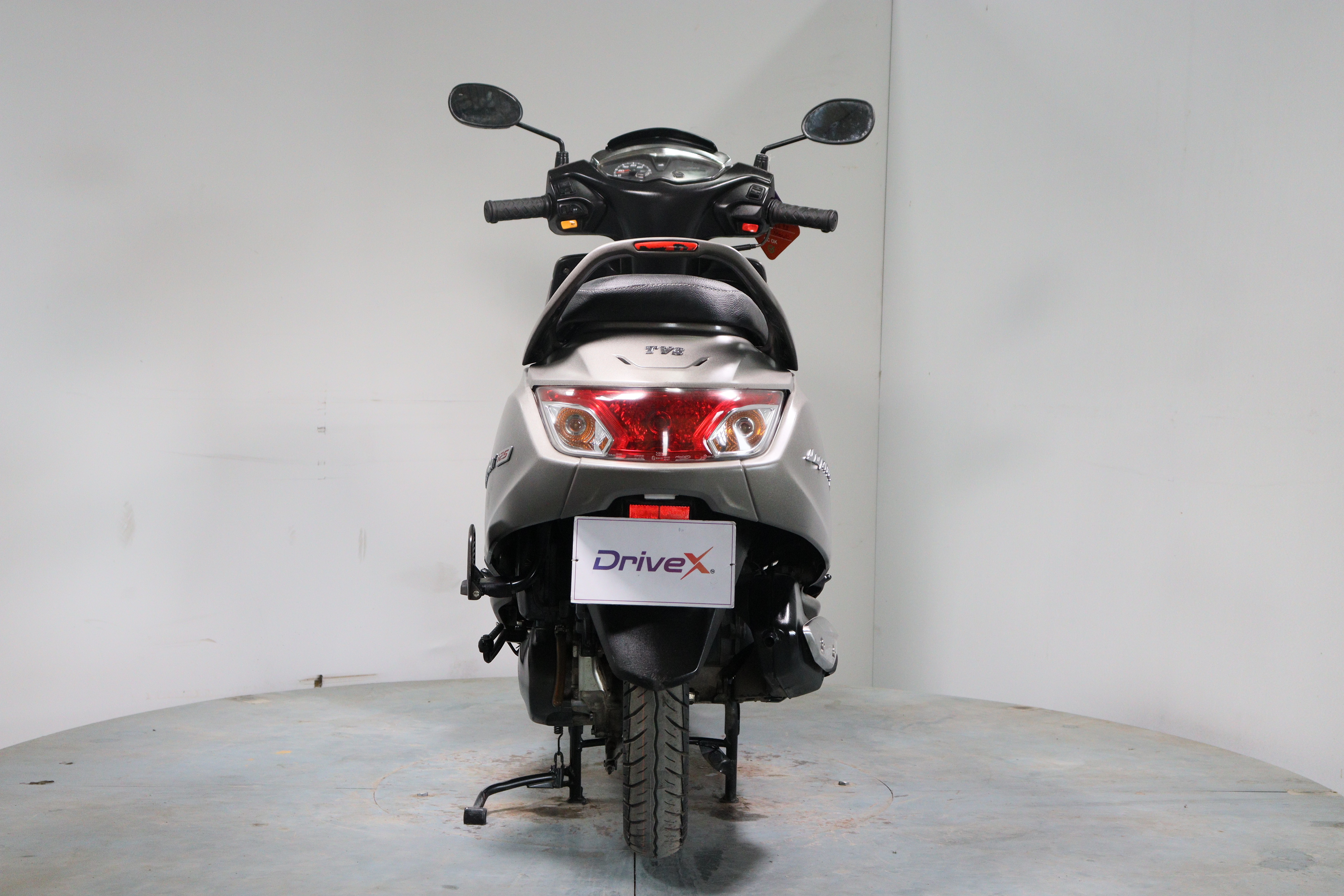 TVS Jupiter 125 Disc