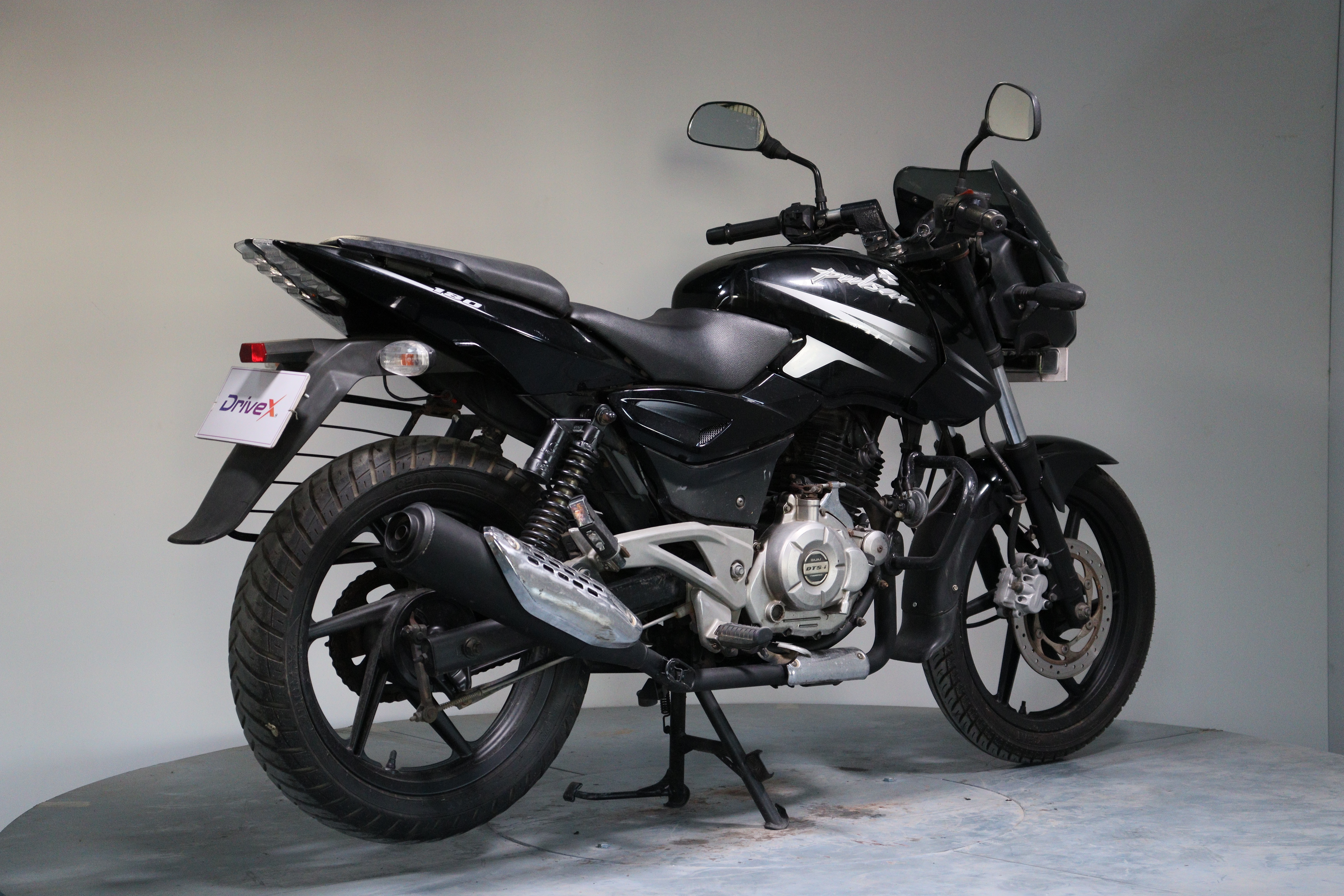 Bajaj Pulsar 180