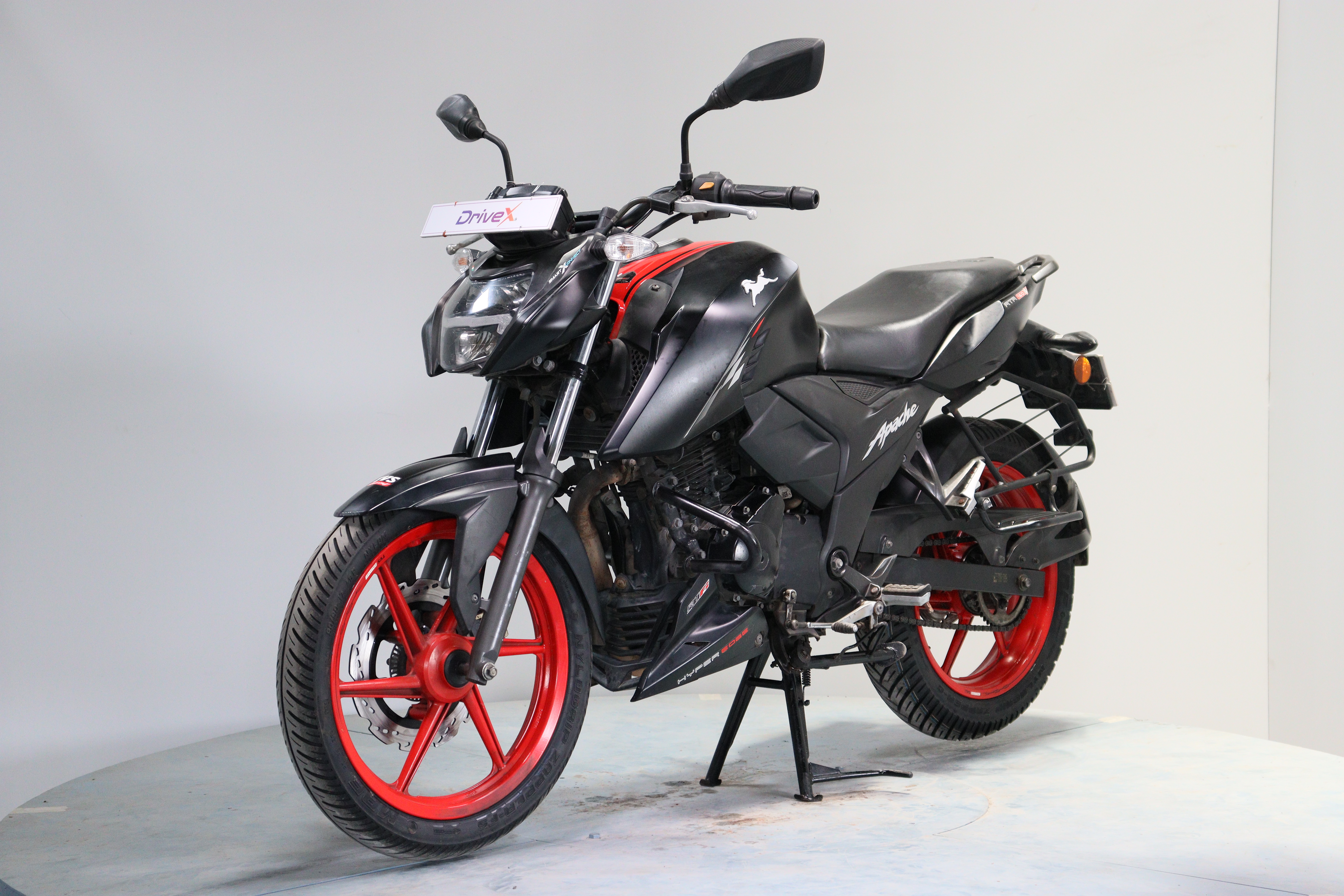 TVS Apache RTR 160 4V