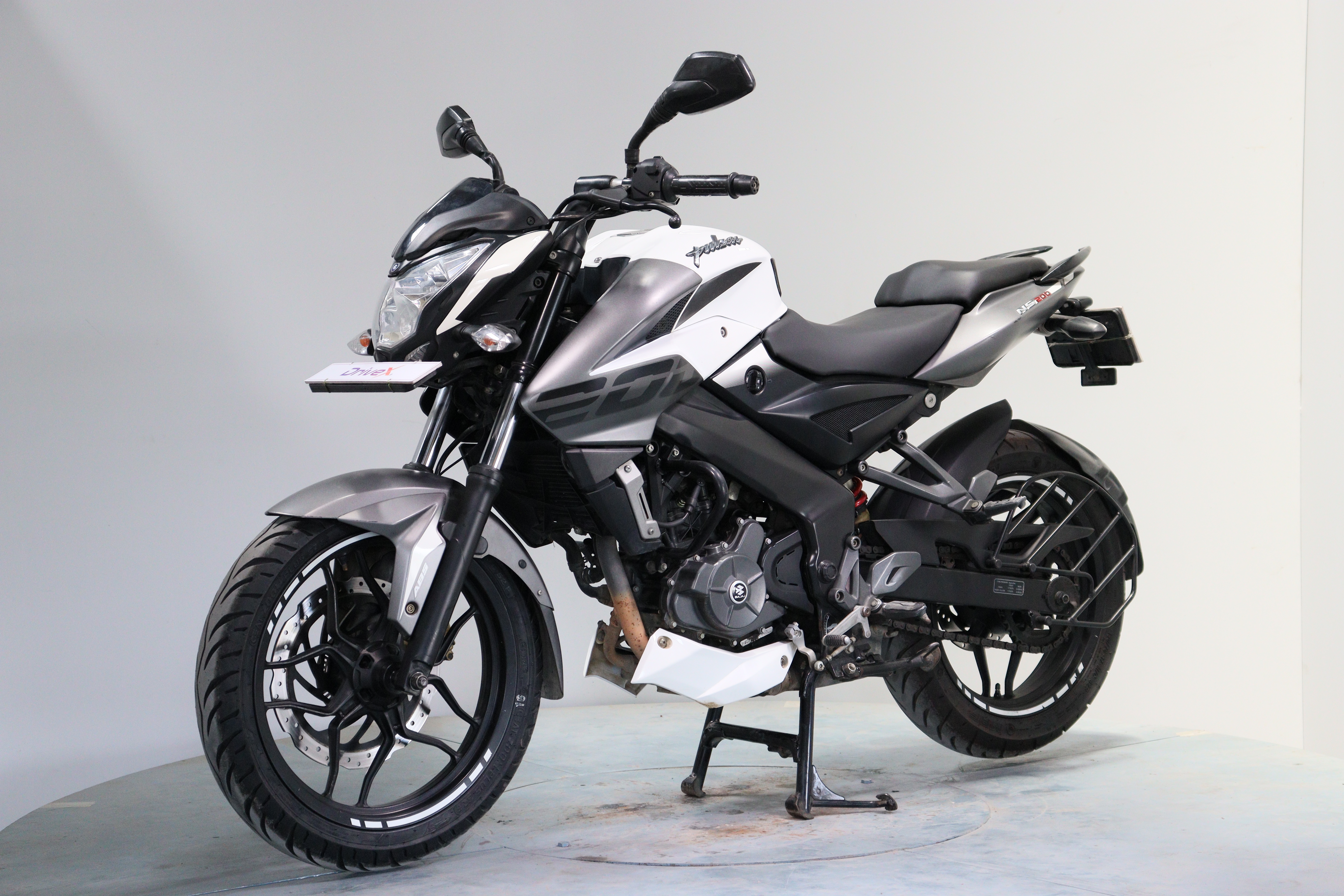 Bajaj Pulsar 200 NS